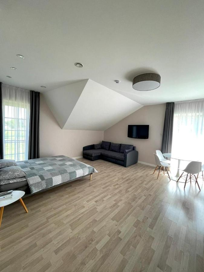 Apartamentai Klaipeda-Studijos Tipo Butukai Exteriör bild